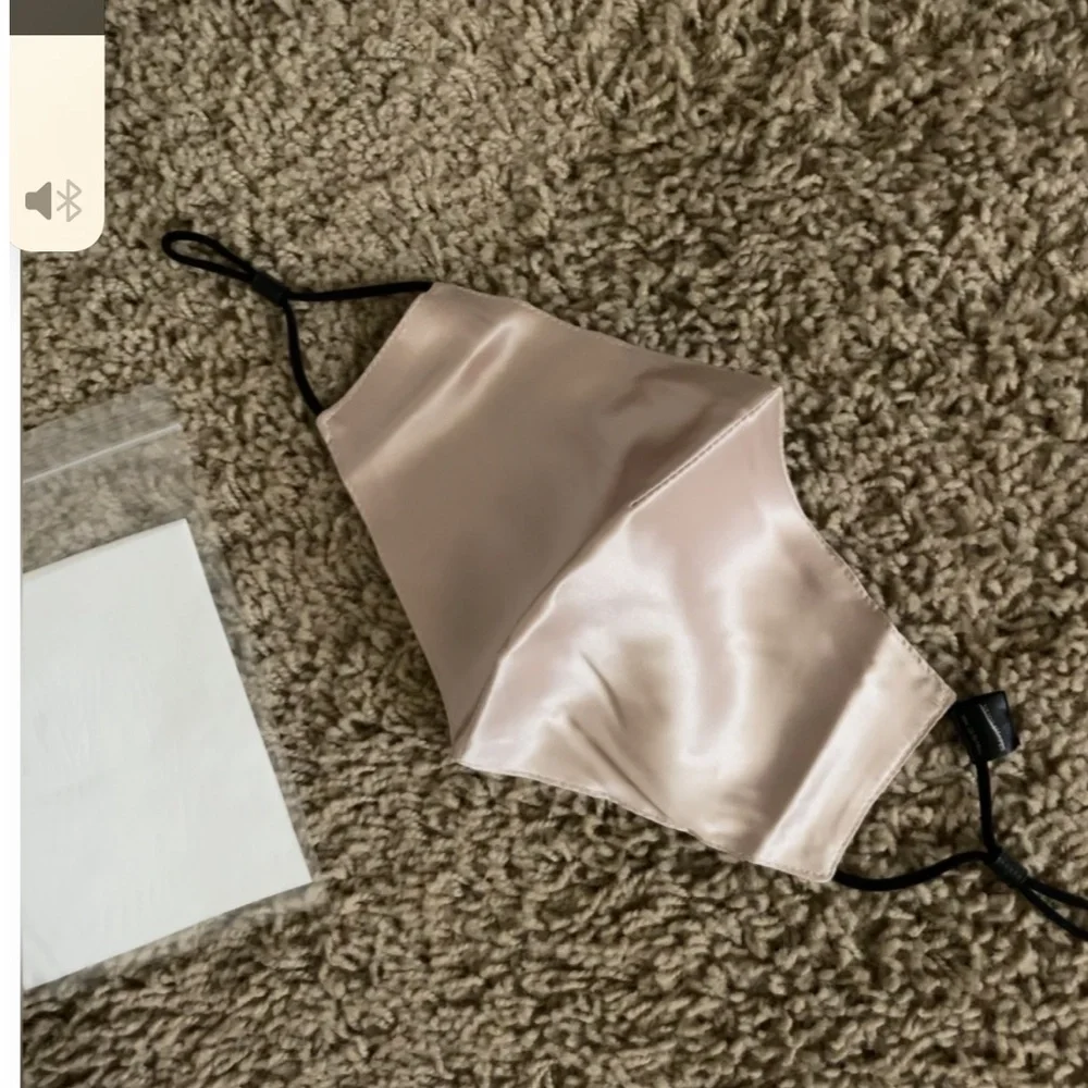 Silk face mask NWT